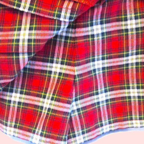 12 Month skort wrap red plaid pleated, jean band with snap closure, Place Manufa - Picture 3 of 7